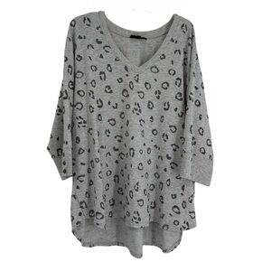 Jane + Delancey 3X Gray Short Sleeve Sweatshirt Top Hi-Low Hem Geo Print